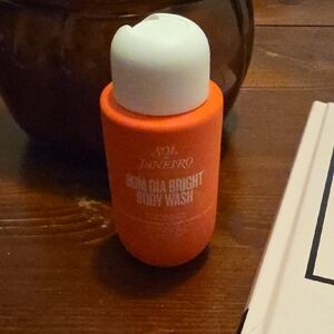 Sol de Janeiro Bom Dia Bright Body Wash - Bold Pink